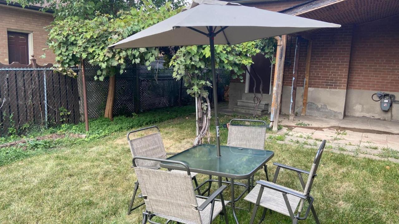 Spectacular 3 Bedroom 2 Wr House - Close To Airport Toronto Exteriér fotografie